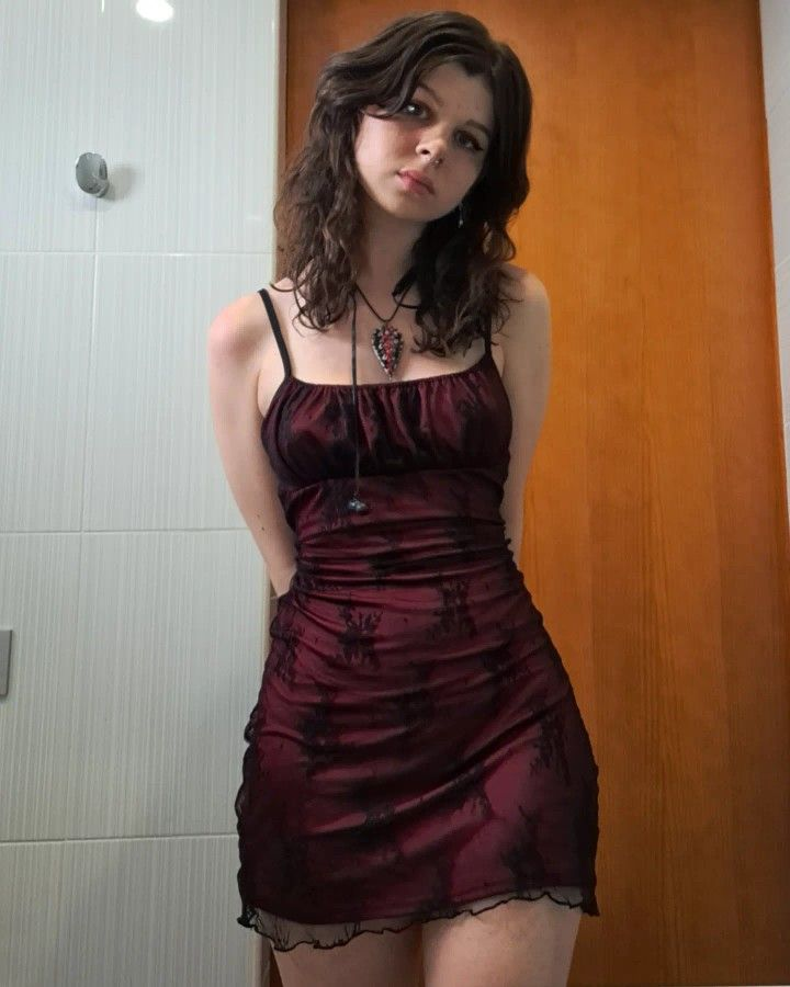 Vintage Spaghetti Straps Burgundy Sheath Cocktail Dress Short Party Gown Homecoming Dress
