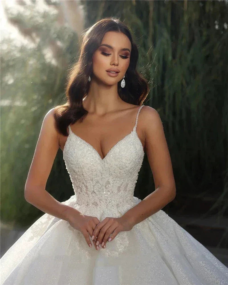 Off Shoulder Sleeveless Exquisite Appliques A-Line Fluffy Mopping Wedding Dresses 2023 Classic Princess Bridal Gown Customized (ZD13461)
