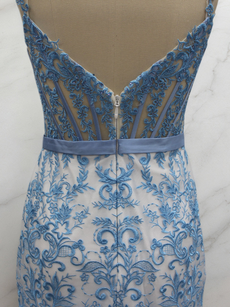 Off-Shoulder Lace Bodycon Homecoming Dress with Bow