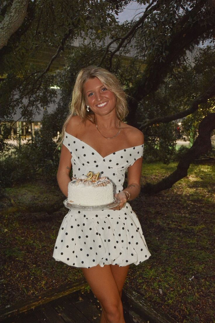 Off-the-Shoulder Polka Dots Homecoming Dress Short Birthday Dress