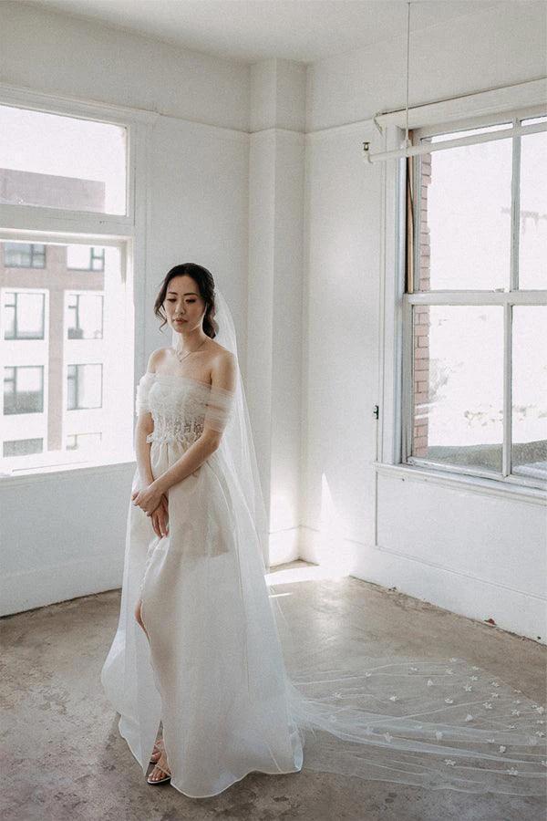 Off The Shoulder Satin Lace Split Wedding Dress With Long Veil (ZD16199)
