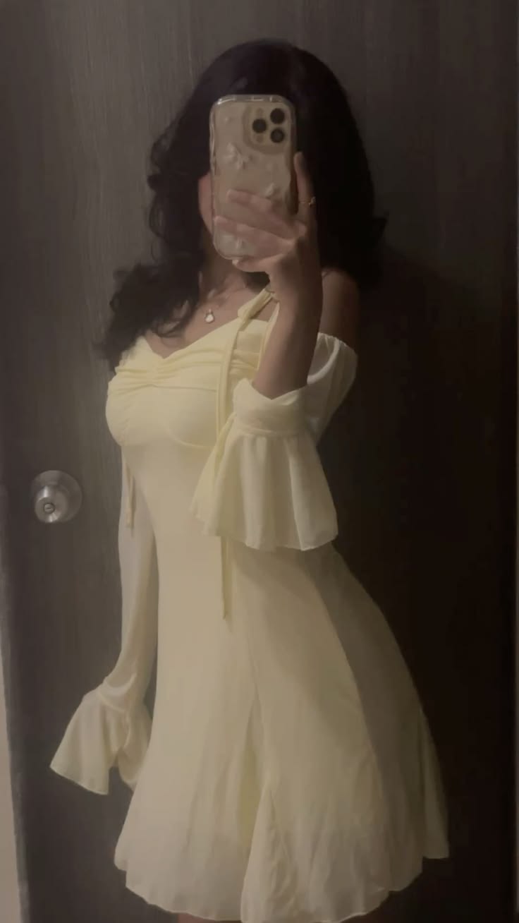 Off The Shoulder Yellow Chiffon Summer Outfit Homecoming Dress  J11334