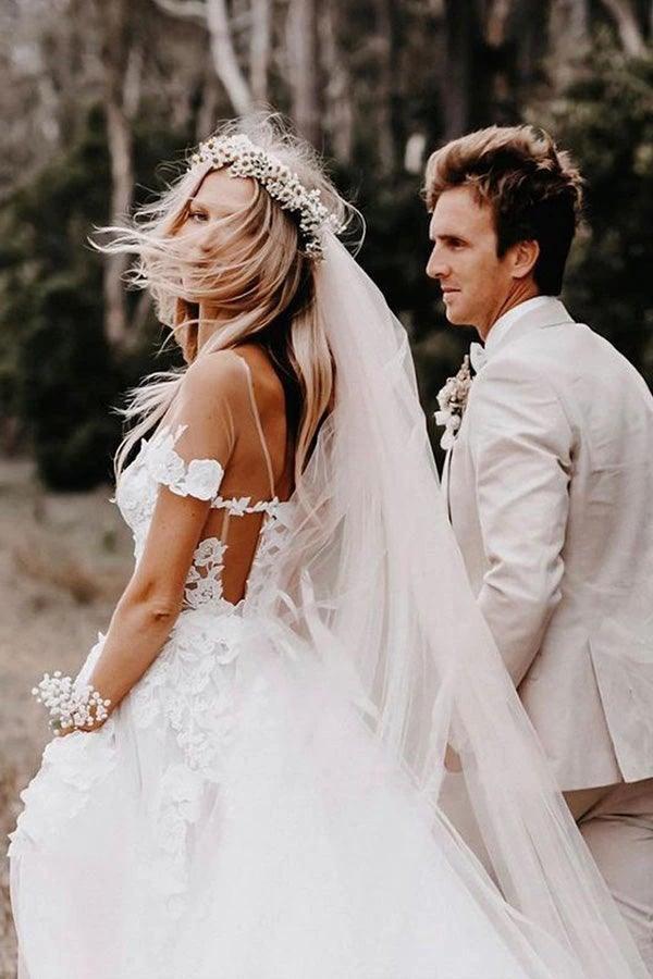 Off the Shoulder Ball Gown White Tulle Wedding Dresses with Applique (ZD16237)