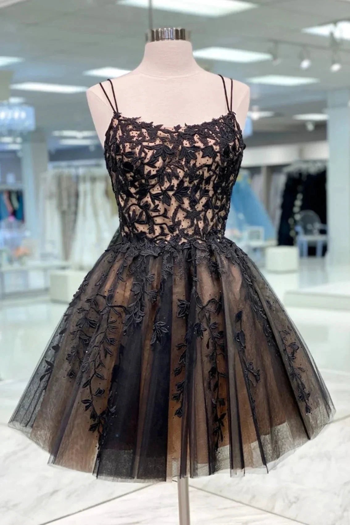 Black Spaghetti Straps Appliques Tulle Short Homecoming Dresses by Ombreprom