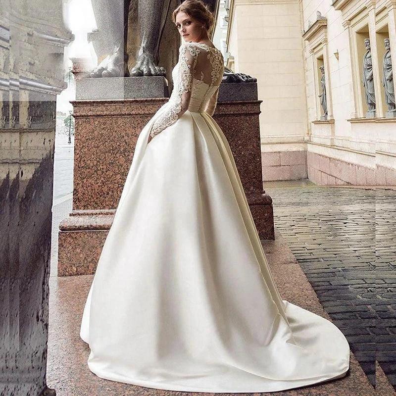 Pleat Satin Wedding Dresses 2023 Lace Appliques Sweep Train Long Sleeve Neck Formal Occasion Bridal dress robe de mariée (ZD13512)