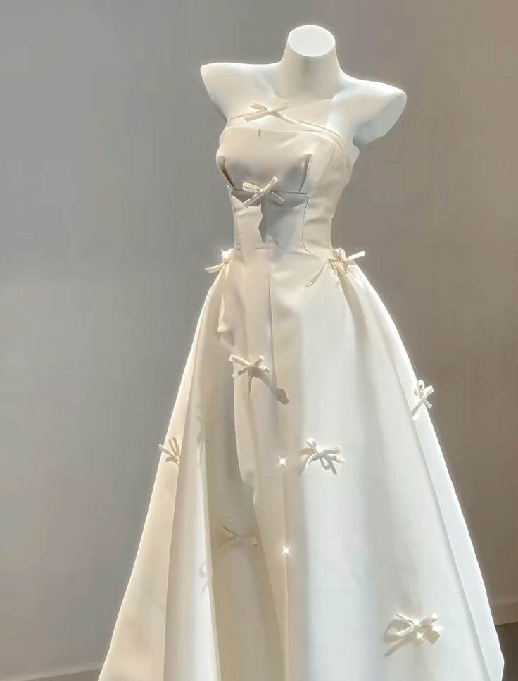 Sweet And Elegant Ivory A-line Tube Top Bow Satin Long Prom Dress Evening Dress