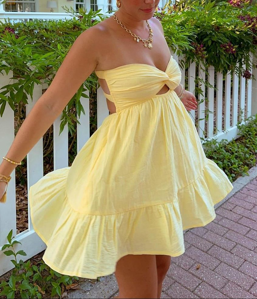 Fashionable And Chic Chest Twist Strapless A-line Birthday Dress Homecoming Dress