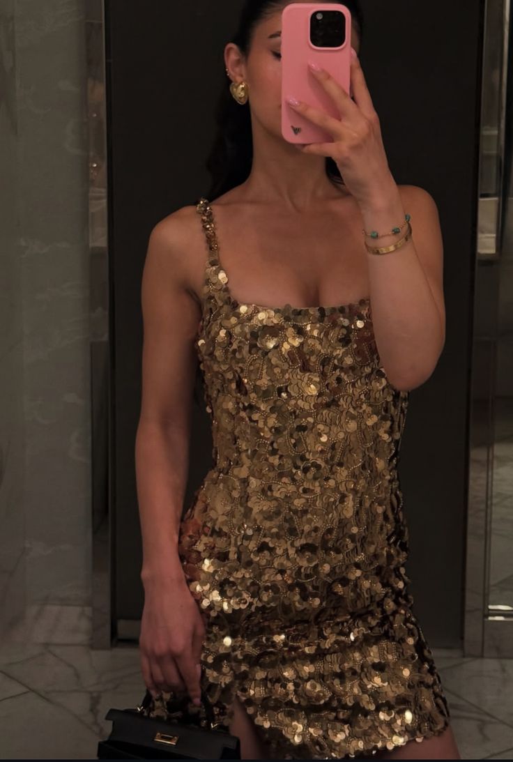 Retro Gold Square Neck Sequined Slim Fit Hip 19th Birthday Homecoming Dress