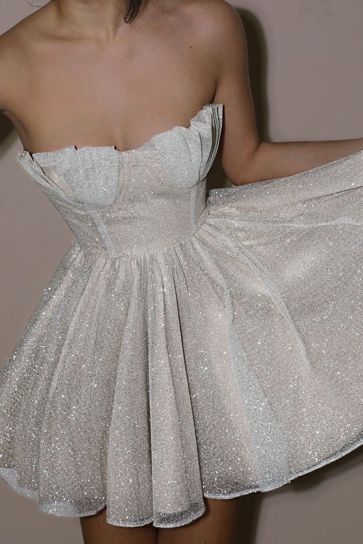 Sparkling Silver And White Glitter Petal Collar A-line Tulle 16th Birthday Homecoming Dress