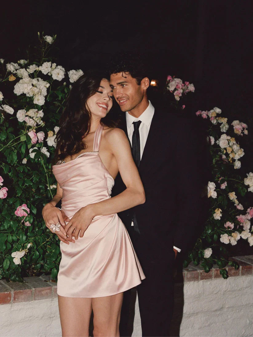 Elegant Pink Halterneck Satin Pleated Hip-hugging 17th Birthday Homecoming Dress cc4280