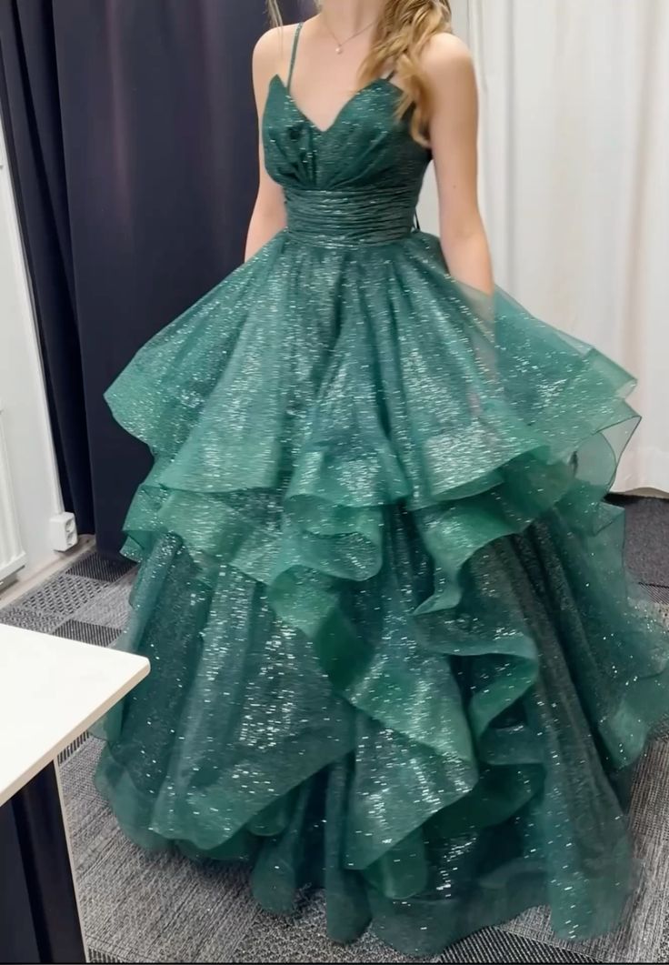 Shimmering Dark Green A-line Halter V-neck Ruffle Sequined Long Prom Dress Evening Dress