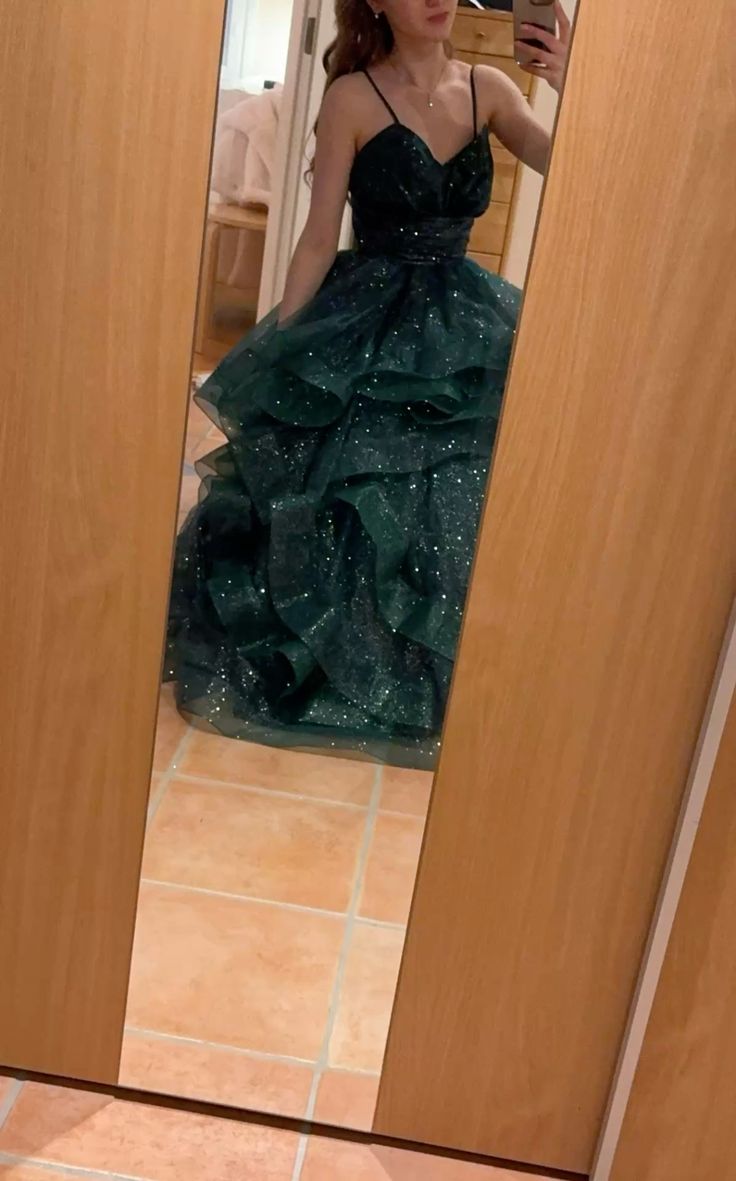 Shimmering Dark Green A-Line Halter V-Neck Ruffle Sequined Long Prom & Evening Dress - View 4 | FashionDia