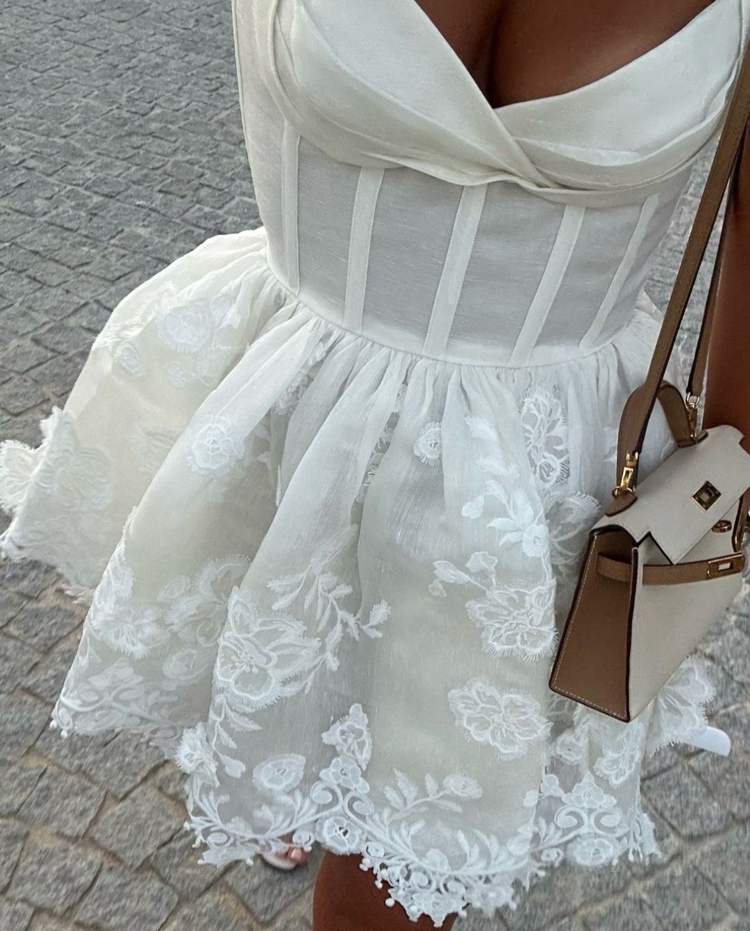 Sweet White Lace Embroidery Waist A-line Birthday Party Homecoming Dress cc4326