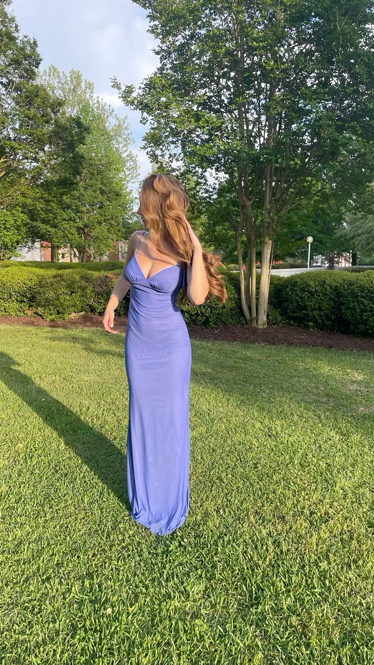 Elegant Mermaid V-Neck Backless Chiffon Long Prom & Evening Dress Bridesmaid Dress - View 3 | FashionDia