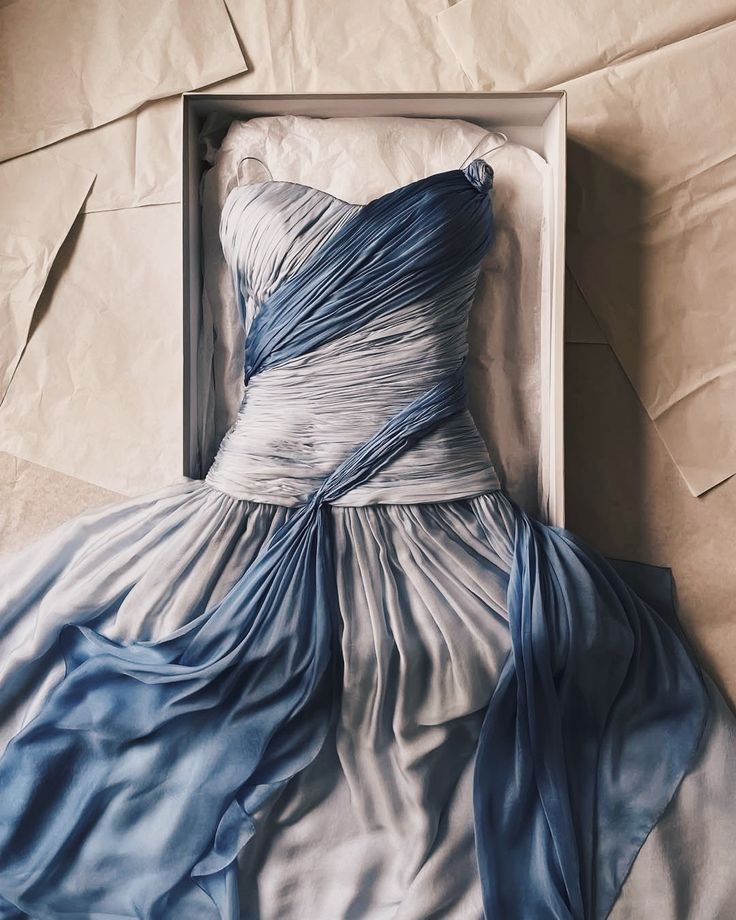 Elegant Blue Gradient A-line V-neck Spaghetti Strap Pleated Tulle Long Prom Dress Evening Dress