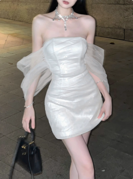Elegant One-shoulder Design Hip-hugging 19th Birthday Homecoming Dress