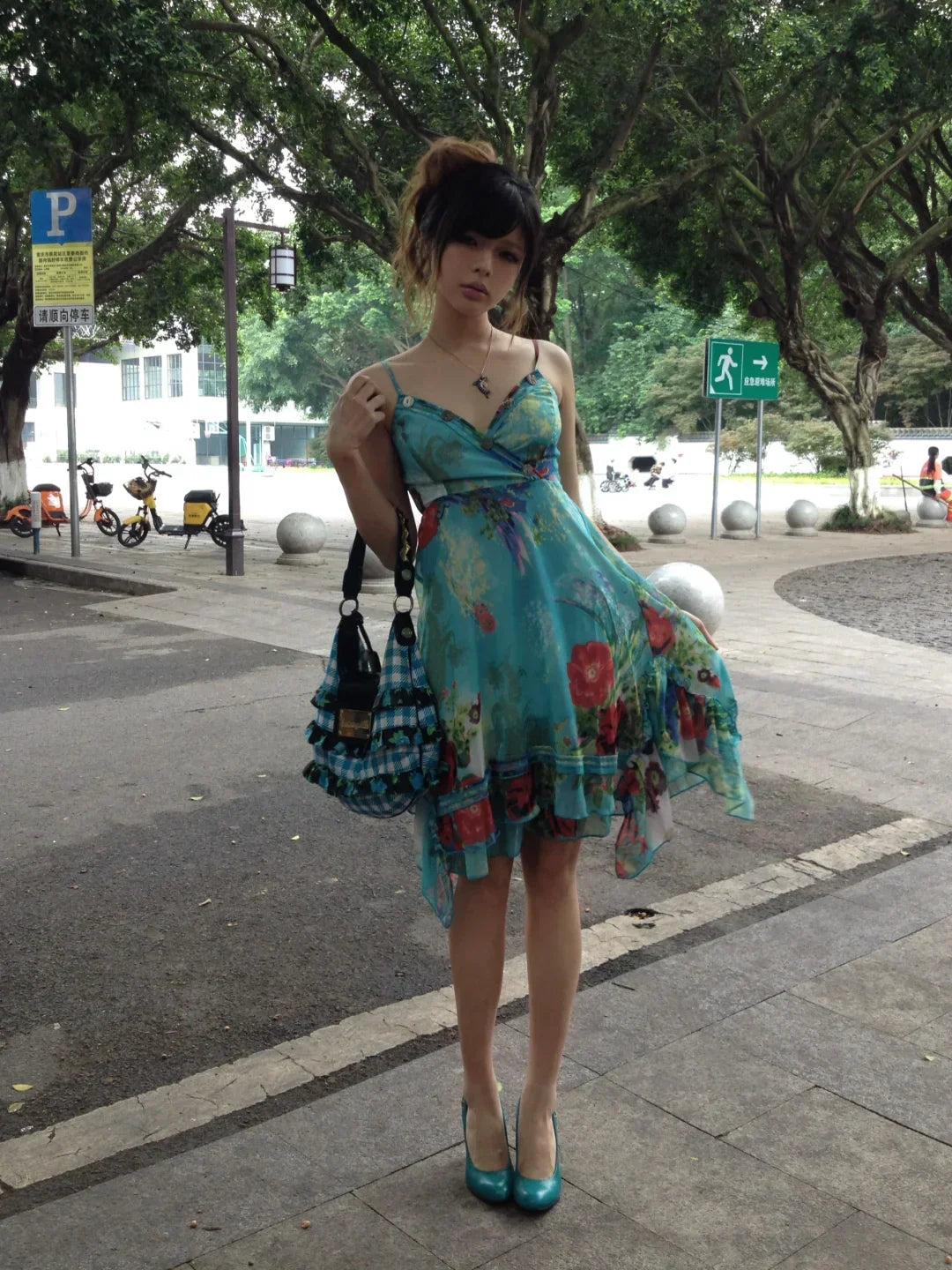Vintage Chiffon Strapless Blue Print Homecoming Dress