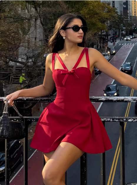 Sweet Bow Strap Red A-line 17th Birthday Short Skirt Homecoming Dress