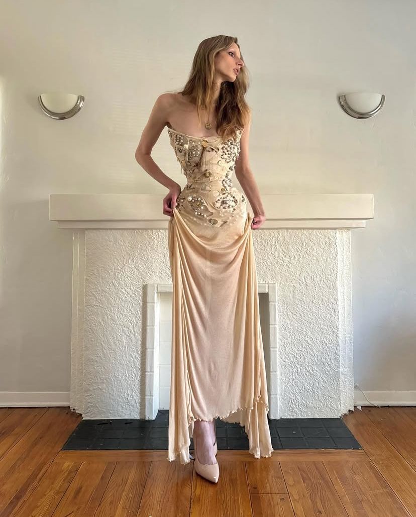 Vintage Nude Apricot Mermaid Waist-Cinching Beaded Chiffon Long Prom & Evening Dress - View 3 | FashionDia