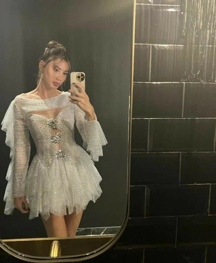 Gorgeous Silver-white Long-sleeved Sequined Rhinestone A-line Tulle Birthday Party Homecoming Dress