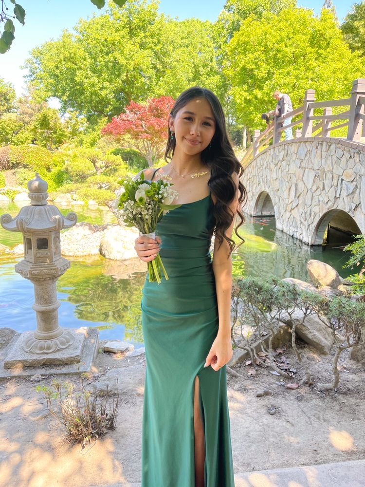 Elegant Green Mermaid Spaghetti Strap Slit Satin Long Prom & Evening Dress Bridesmaid Dress - View 2 | FashionDia