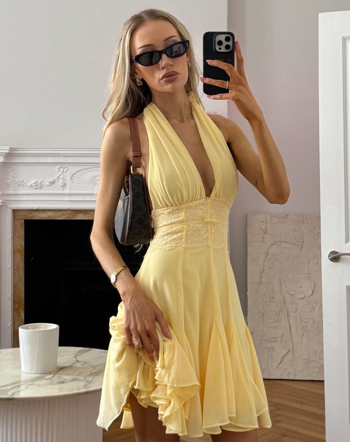 Fashionable Light Yellow Halterneck Deep V-neck Chiffon A-line Birthday Homecoming Dress