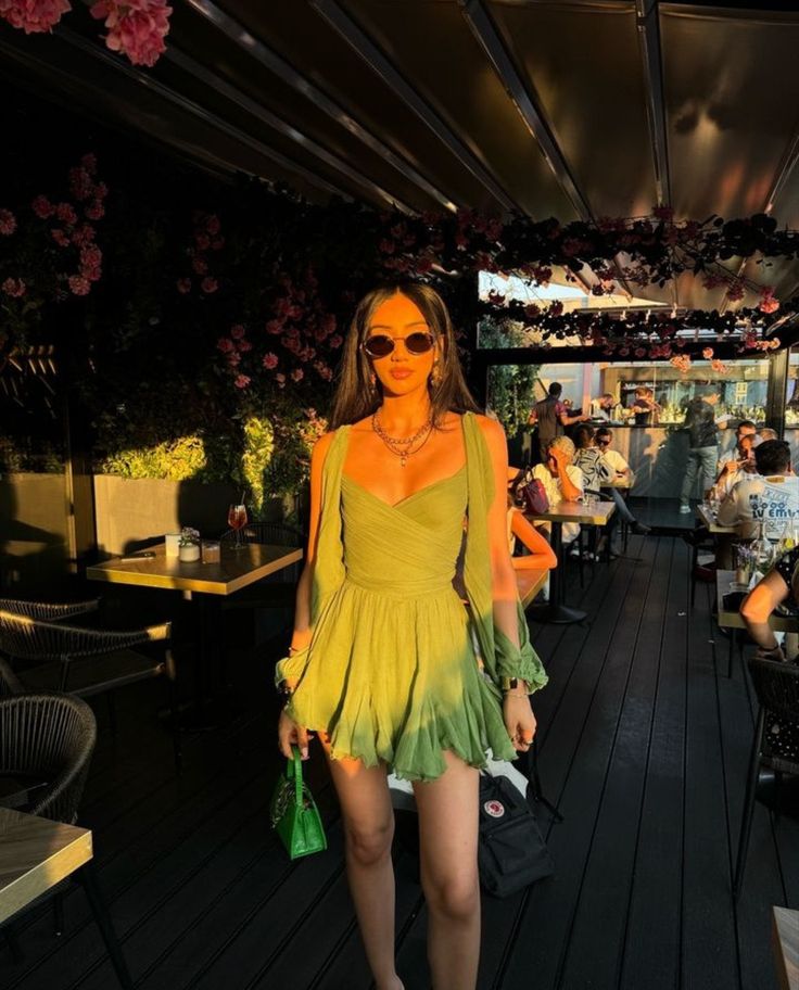 Elegant Green Cross Waist Chiffon Mini 17th Birthday Homecoming Dress
