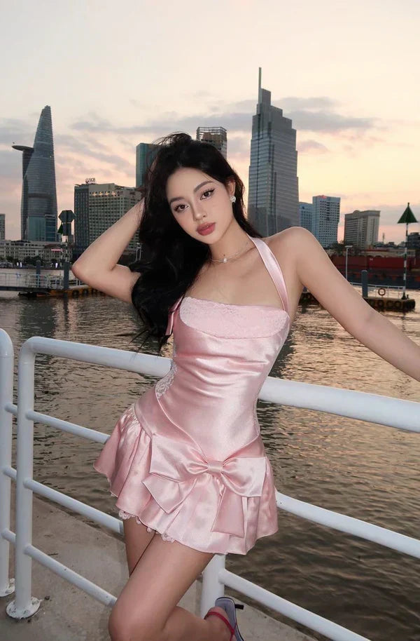 Sweet Pink Halter Neck Lace Bow Mini Satin 16th Birthday Homecoming Dress