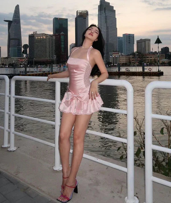 Sweet Pink Halter Neck Lace Bow Mini Satin 16th Birthday Homecoming Dress