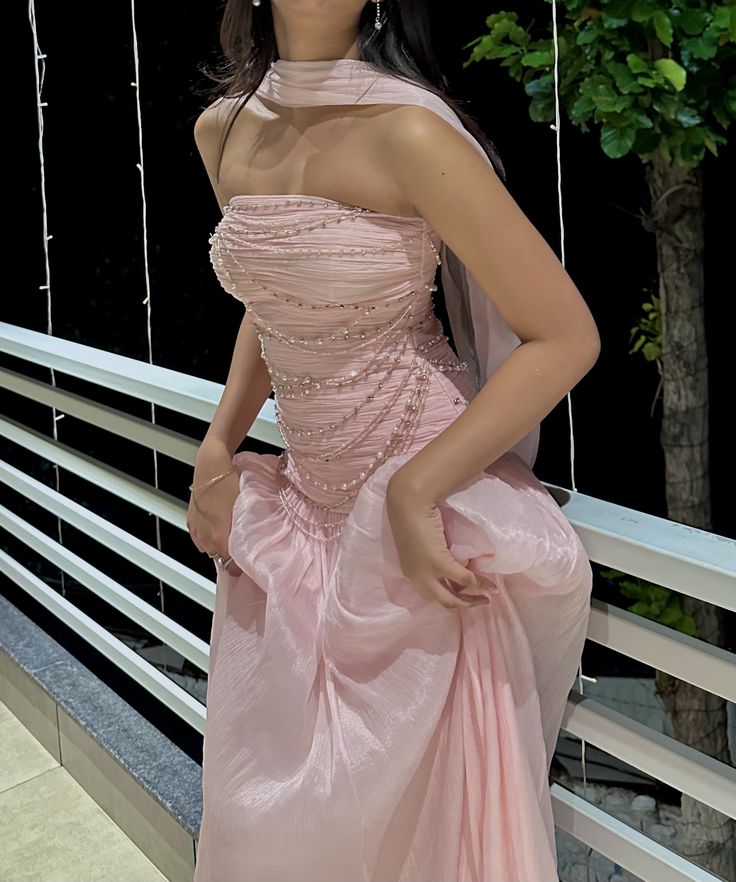 Elegant Pink A-line Strapless Pearl Chain Tulle Long Prom Dress Evening Dress