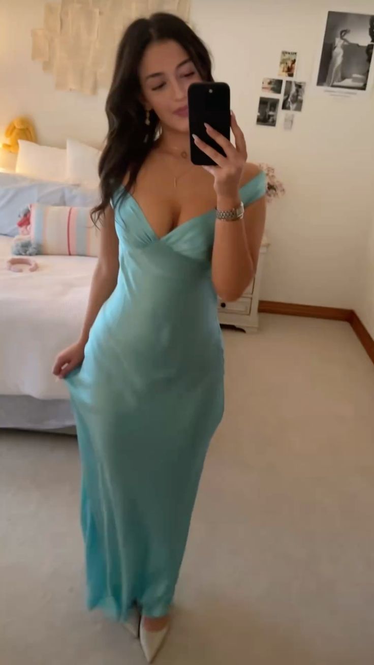 Elegant Blue Off-the-Shoulder V-Neck Satin Long Prom Dress Evening Dress Bridesmaid Dress