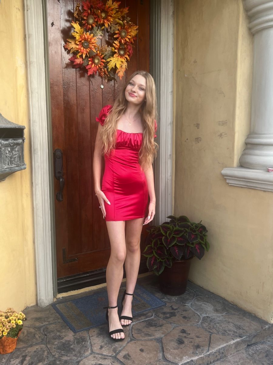 Sweet Red Square Neck Puff Sleeve Slim Hip Satin Birthday Party Homecoming Dress