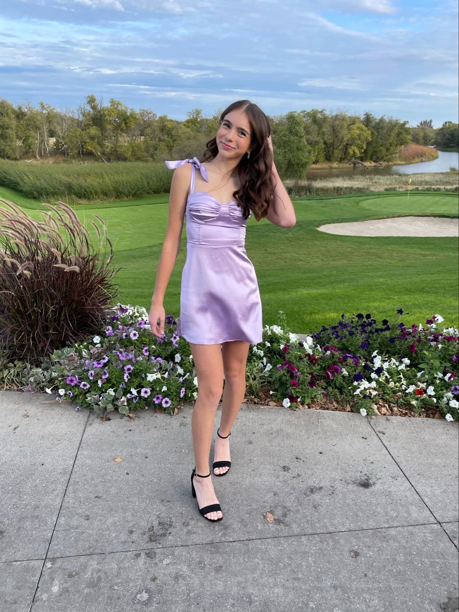 Sweet And Elegant Lavender Bow Strap Satin 17th Birthday Homecoming Dress