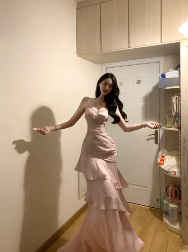 Sweet Pink Spaghetti Straps Satin Layered Mermaid Evening Dress Formal Party Gown Guest Dress - View 4 | FashionDia