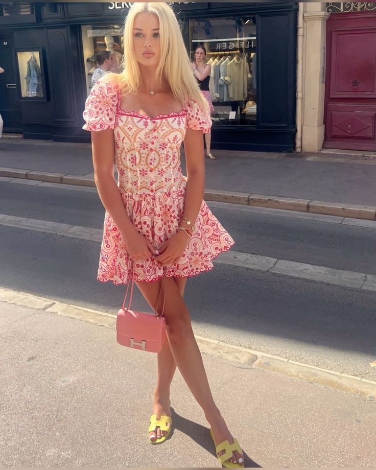 Sweet Light Pink Square Neck Puff Sleeves Printed A-line 17th Birthday Homecoming Dress
