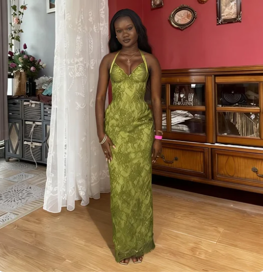 Vintage Green Halter Neck Mermaid Lace Long Prom Dress Evening Dress