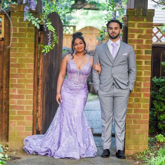 Stunning Lavender V Neck Mermaid Plus Size Prom Dress