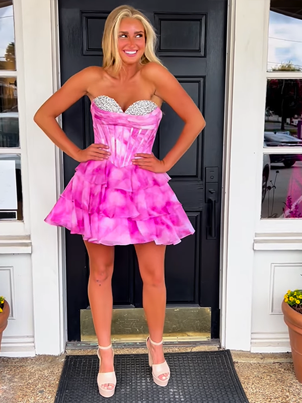 A Line Sweetheart Tiered Short Homecoming Dress with Beading