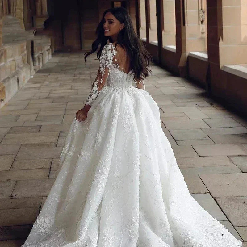 Pretty Gorgeous Long Sleeved Fluffy Beautiful High Fork Wedding Dresses Bridal V-Neck Appliques Bride Gown Beach Custom Made (ZD14258)