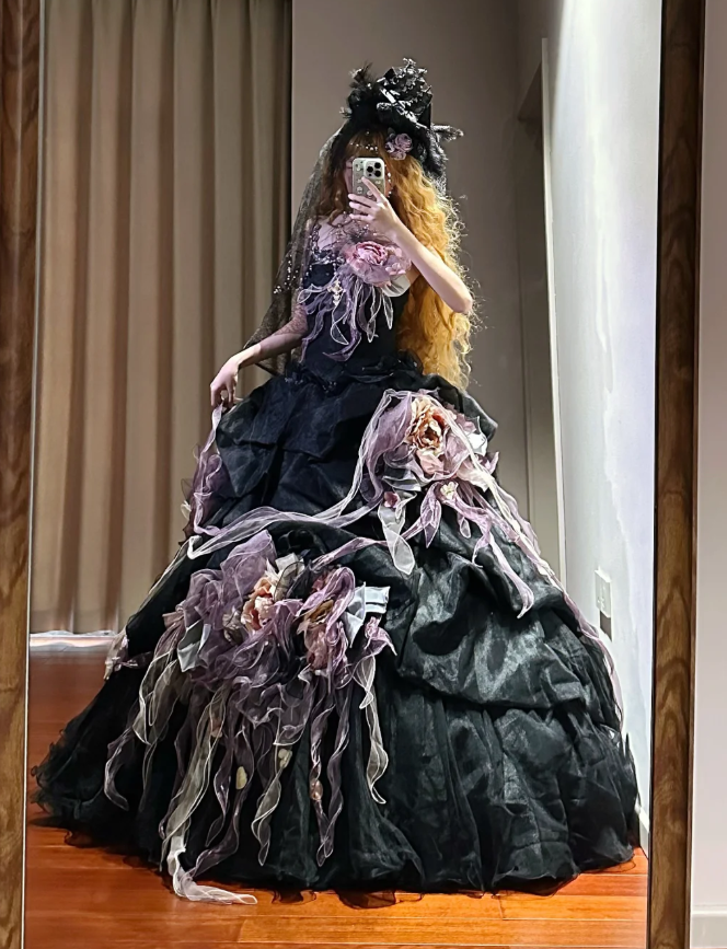 Vintage Black Strapless Satin Tulle Pleated 3D Flowers Ball Gown Long Birthday Quinceanera Dress