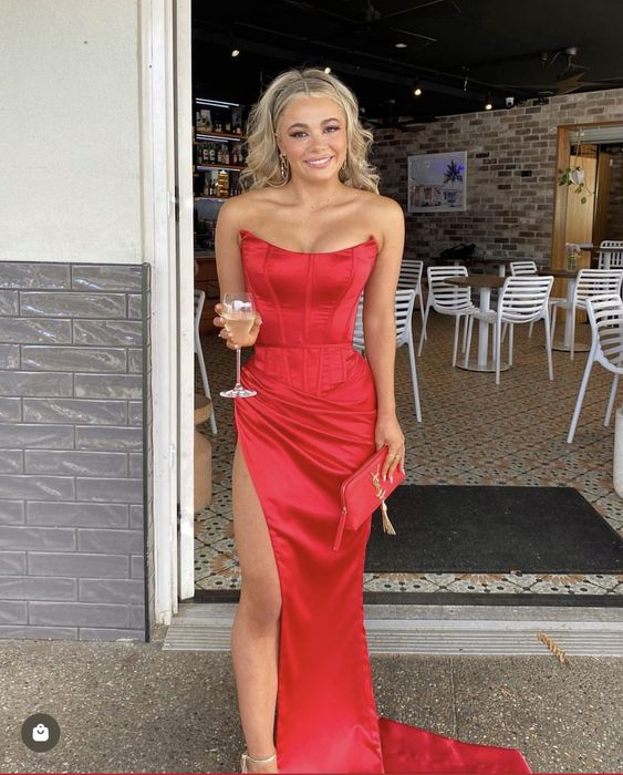 Sexy Red Strapless Sheath Prom Dress