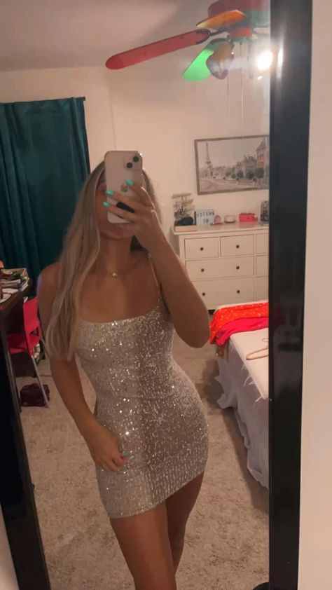 Glitter Silver Spaghetti Straps Sequin Sheath Short Birthday Outfits Formal 8th Grade Homecoming Dress