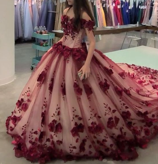 Wine Red Quince Gown with train Charming Prom Dress Ball Gown Evening Dress