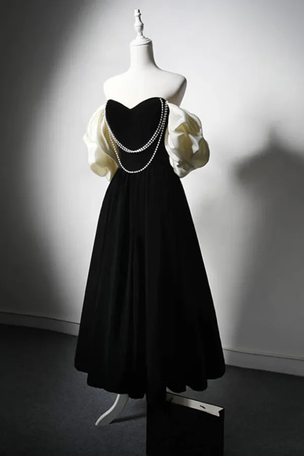 Elegant Black Satin A-Line Prom Dress Strapless Off The Shoulder Puff Sleeves Floor Length Evening Dress