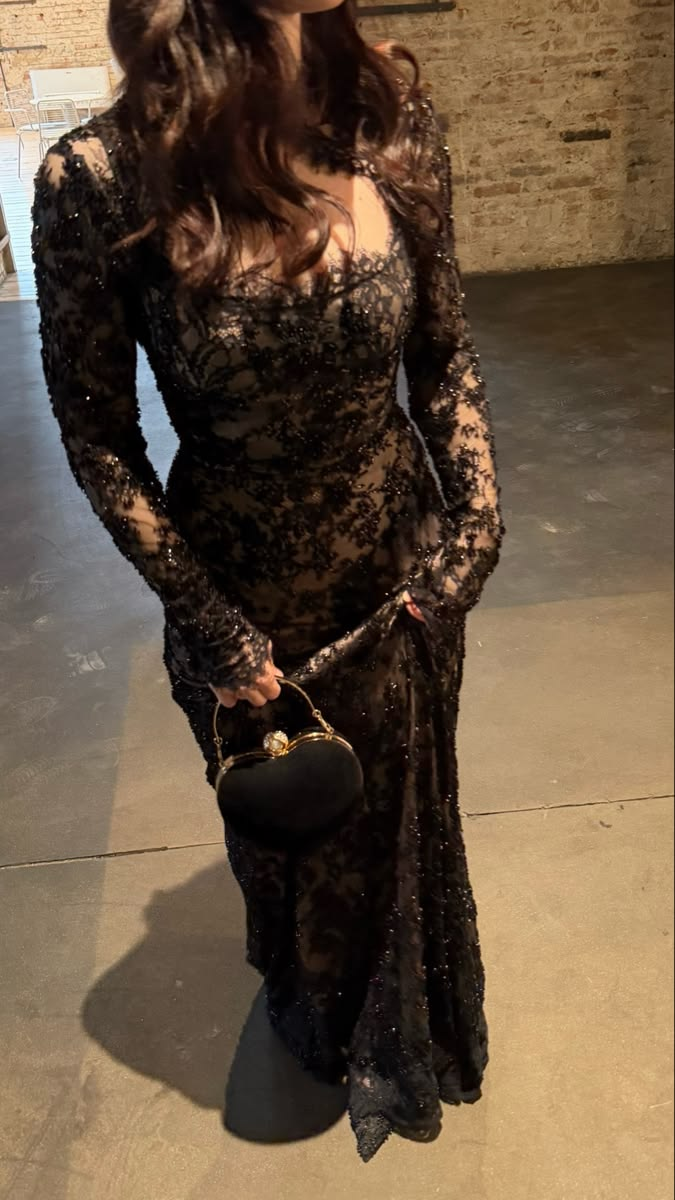 Sexy Black Lace Mermaid Long Party Dress Evening Gown D4782