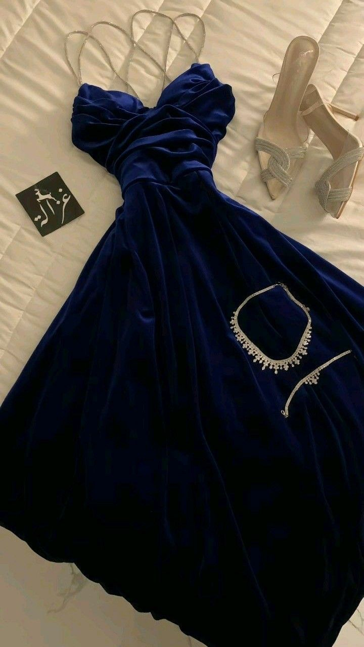 Elegant A Line Royal Blue Velvet Prom Dress Spaghetti Straps Party Evening Gown