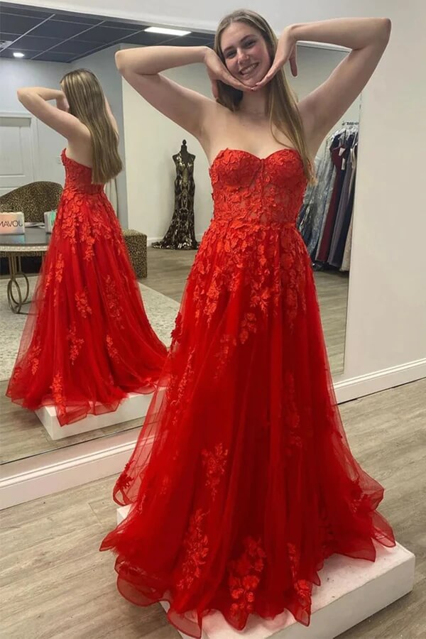 Tulle Strapless Long Prom Dresses, Evening Gown With Lace Appliques - VelvetHem