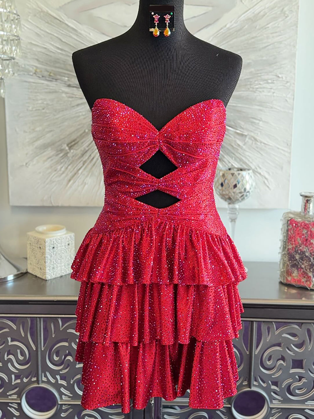 A Line Strapless Sweetheart Satin Short Homecoming Dress with Keyhole