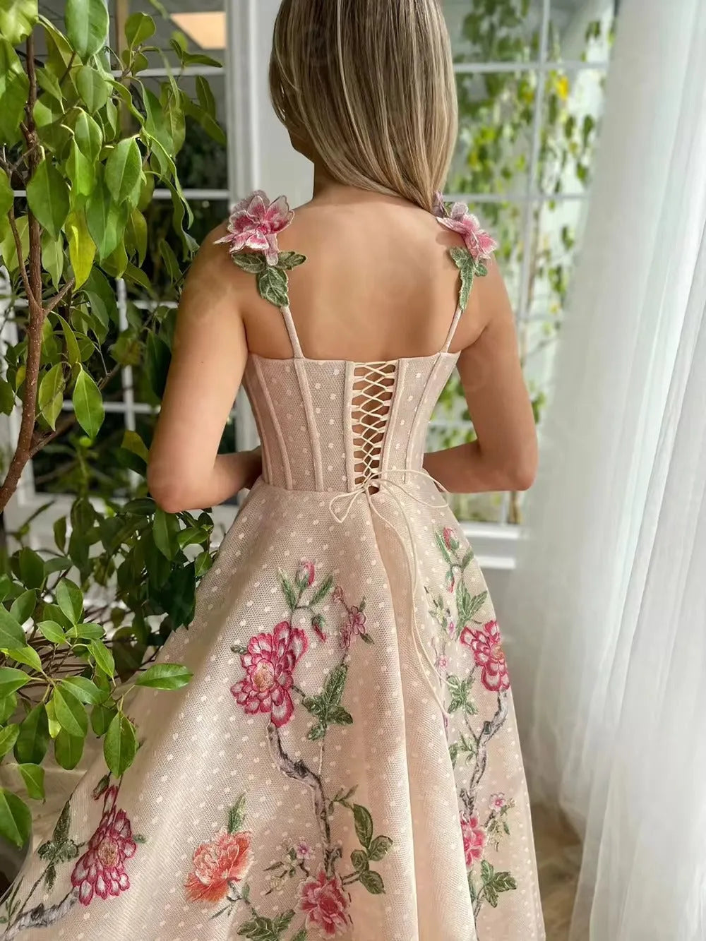 Elegant Prom Dress Spaghetti Strap 3D Flower Appliques Ruched Tea-Length Gowns Homecoming Dress Graduation Party