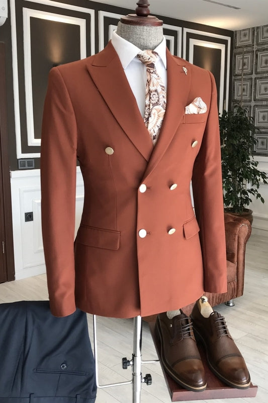 Rufous Double Breasted Peaked Lapel Prom Suit